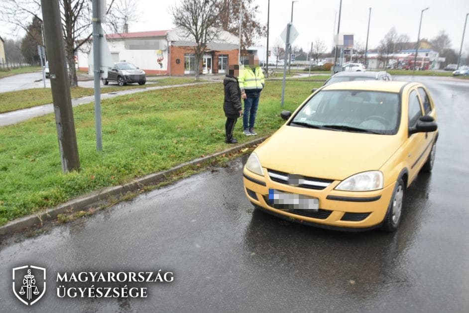 Modortalanul elcsaklizta a Corsát, és majdnem a tulaját is