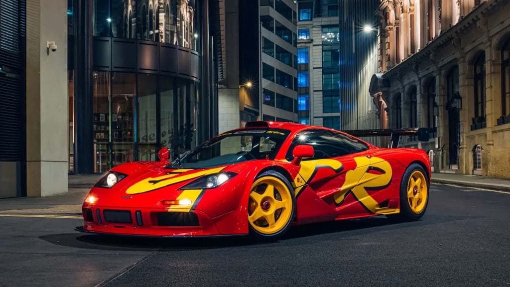 Rekordáron, közel 11 milliárd forintért kelt el az ikonikus McLaren F1 GTR