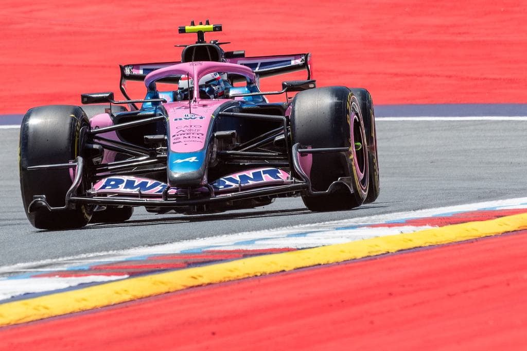 Kifosztották a Comói-tónál az Alpine F1-es pilótáját