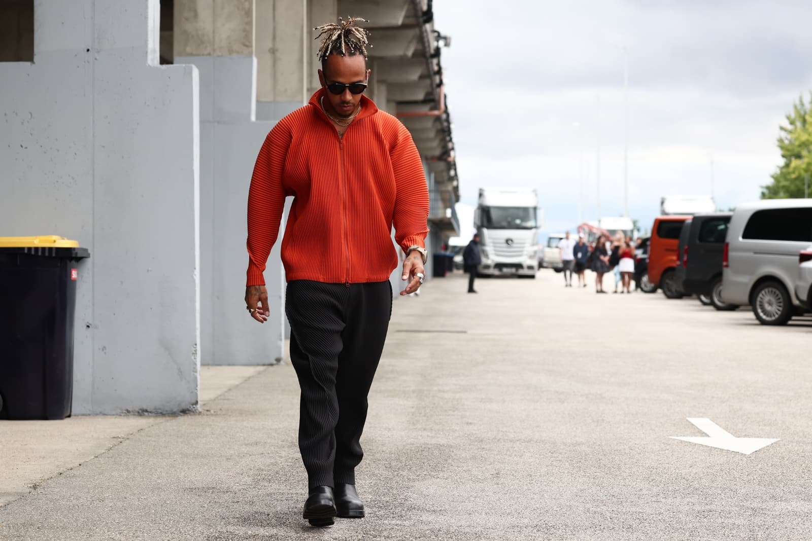 Naná, hogy egyedi rendszámot kapott Hamilton F40-es Ferrarija