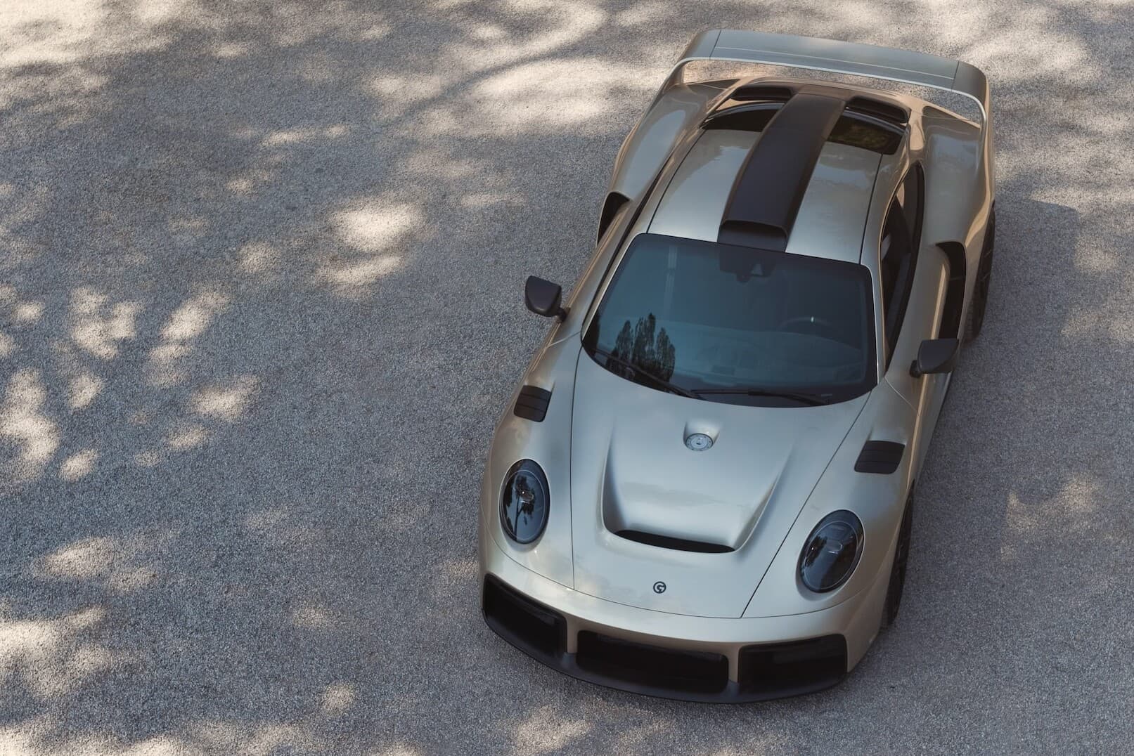 830 lóerős szörnyet faragtak a Porsche 911-ből, közel 300 millió csak az átépítés