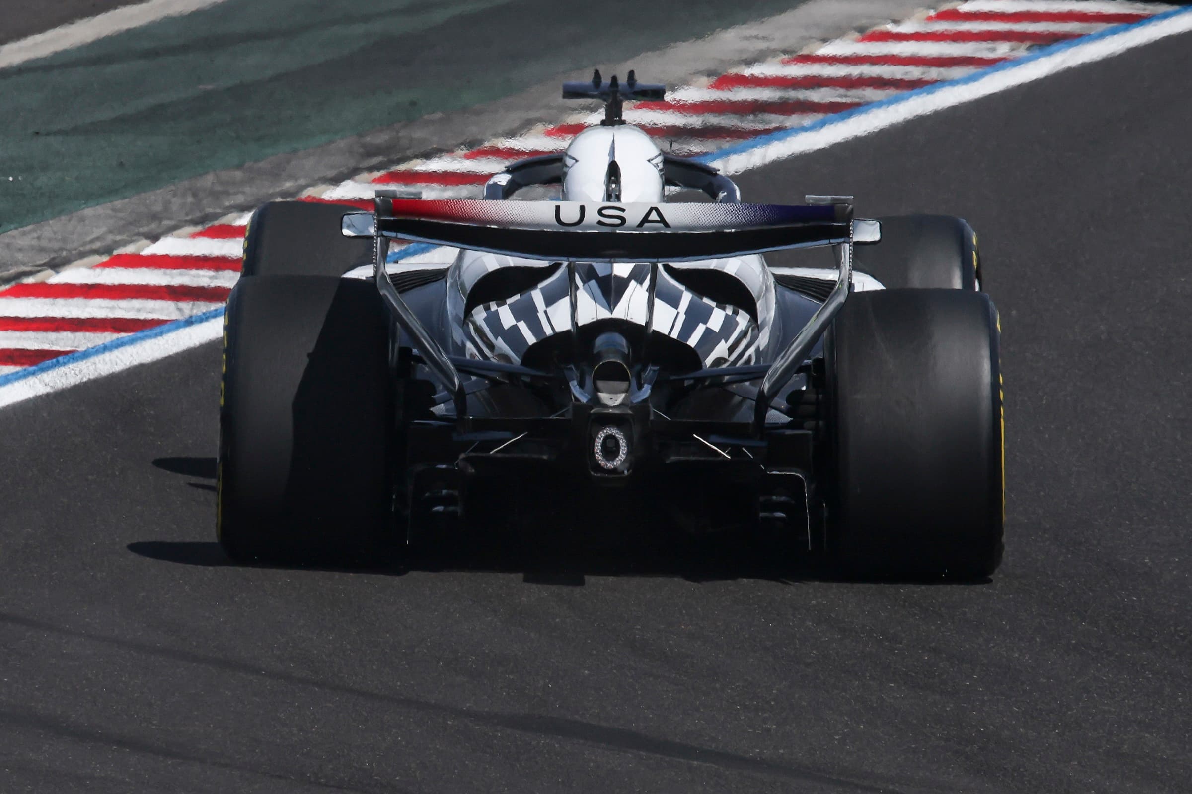 Itt az F1-es nyári szünet első nagy igazolása
