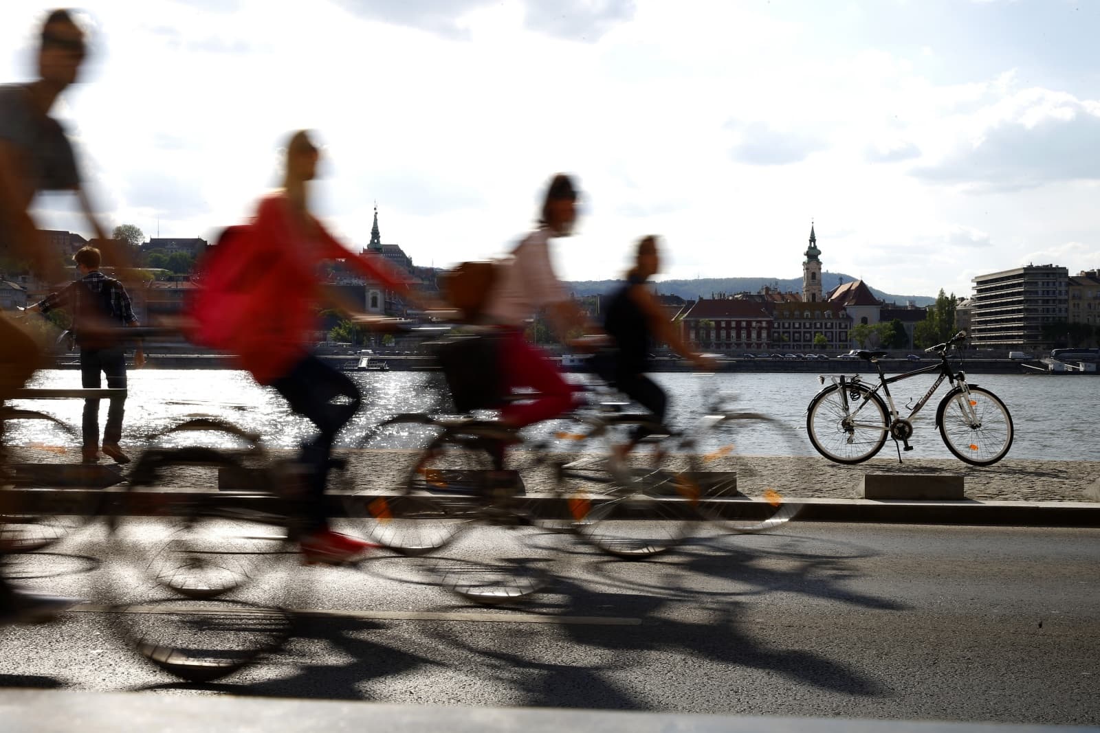 Bejelentették: Pestről egészen a Dunakanyarig lehet biciklizni