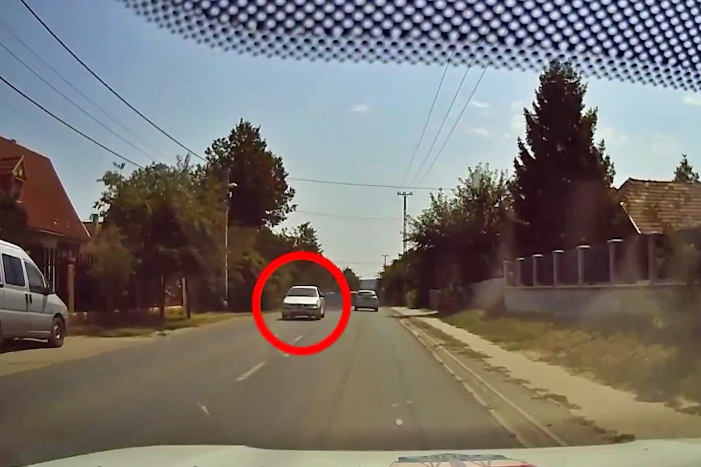 Barkácsrendszámmal menekült, a nádasban fogták meg a rendőrök