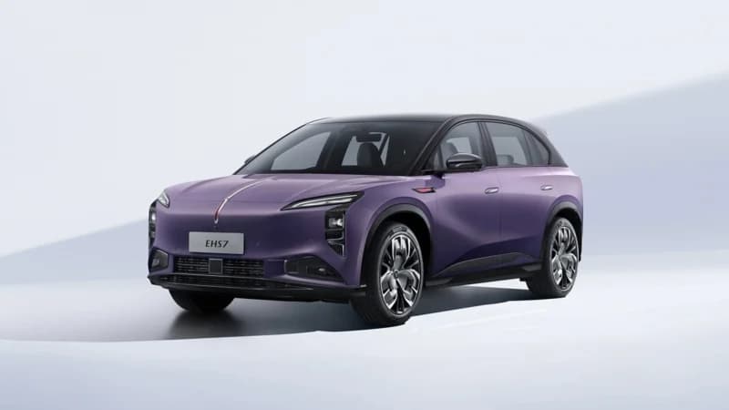 Napi akár 80 kilométer ingyen? Ezt ígéri Kína új, napelemes SUV-ja!