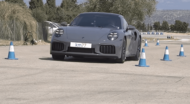 Jávorszarvasteszten járt a Porsche 911! Vajon tényleg gond nélkül átment?