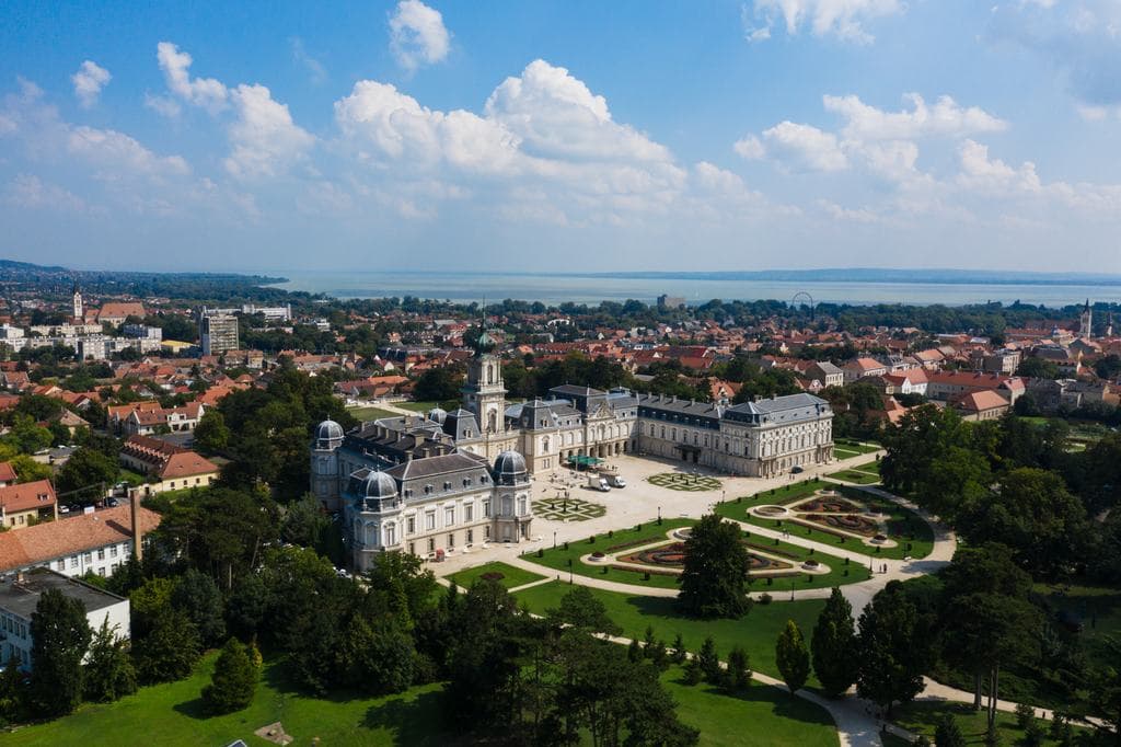 Nem minden strand bírja a hőséget, az egyik fürdő már nem nyit ki idén