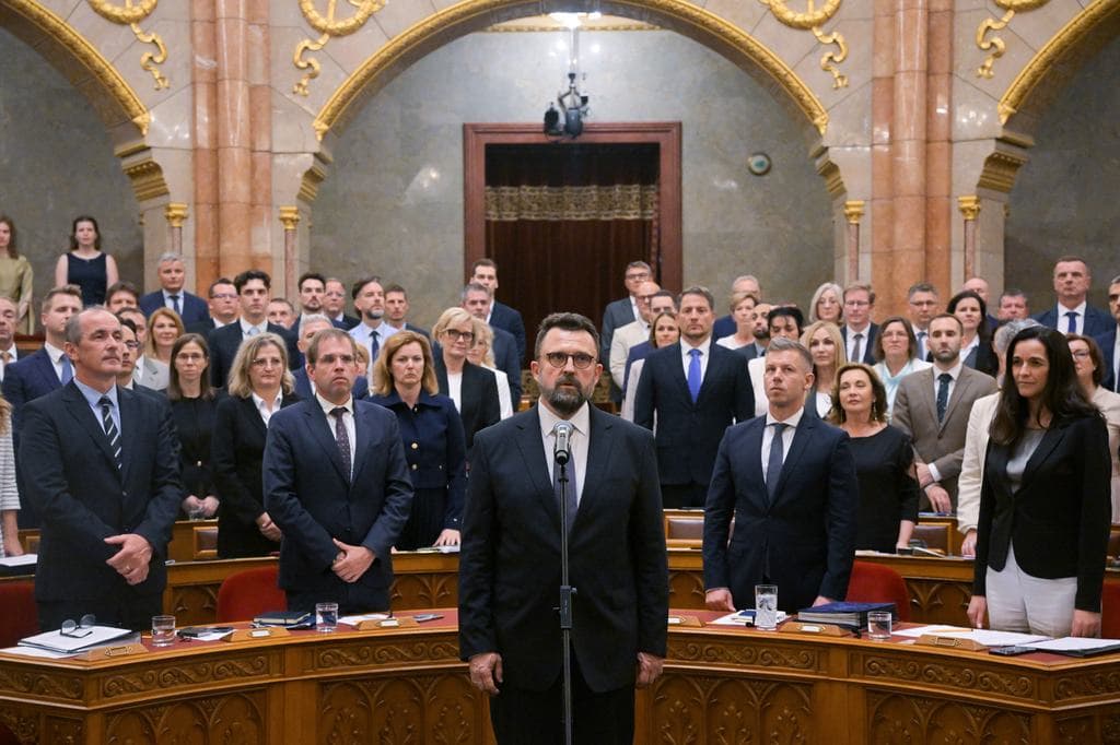 Megválasztotta Sonnevend Pált az Országgyűlés: ő lesz az új alkotmányíró