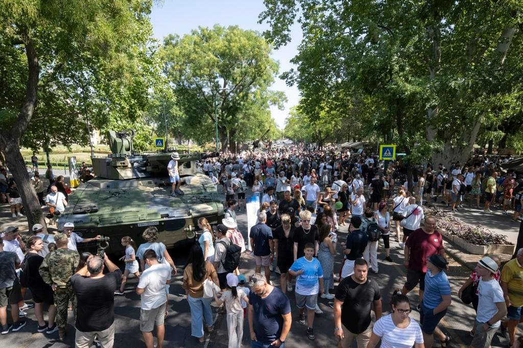 Augusztus 20-án sem ismer irgalmat a hőség, negyedszázados melegrekord dőlt meg Budapesten