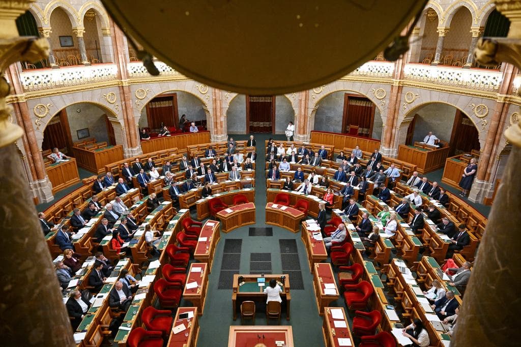 Benyújtották a törvényjavaslatot: 5 százalékra csökken a tűzifa áfája szeptembertől