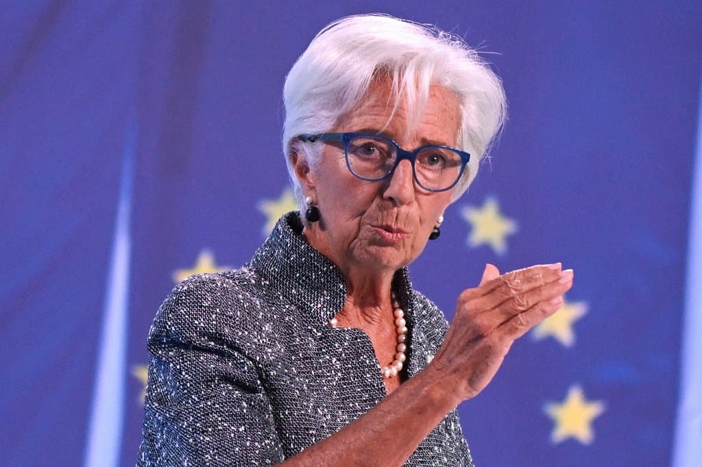 Megtörte a csendet az EKB elnöke: lemond Christine Lagarde