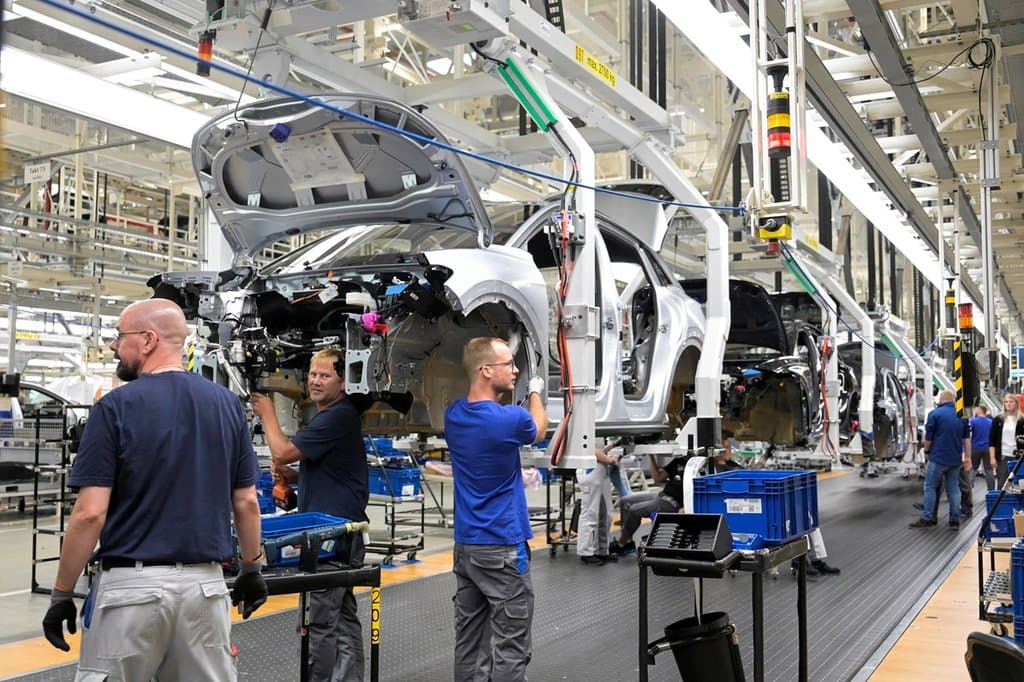 Kommunikációs hiba? Nyugtalanok és megijedtek a Volkswagen dolgozói