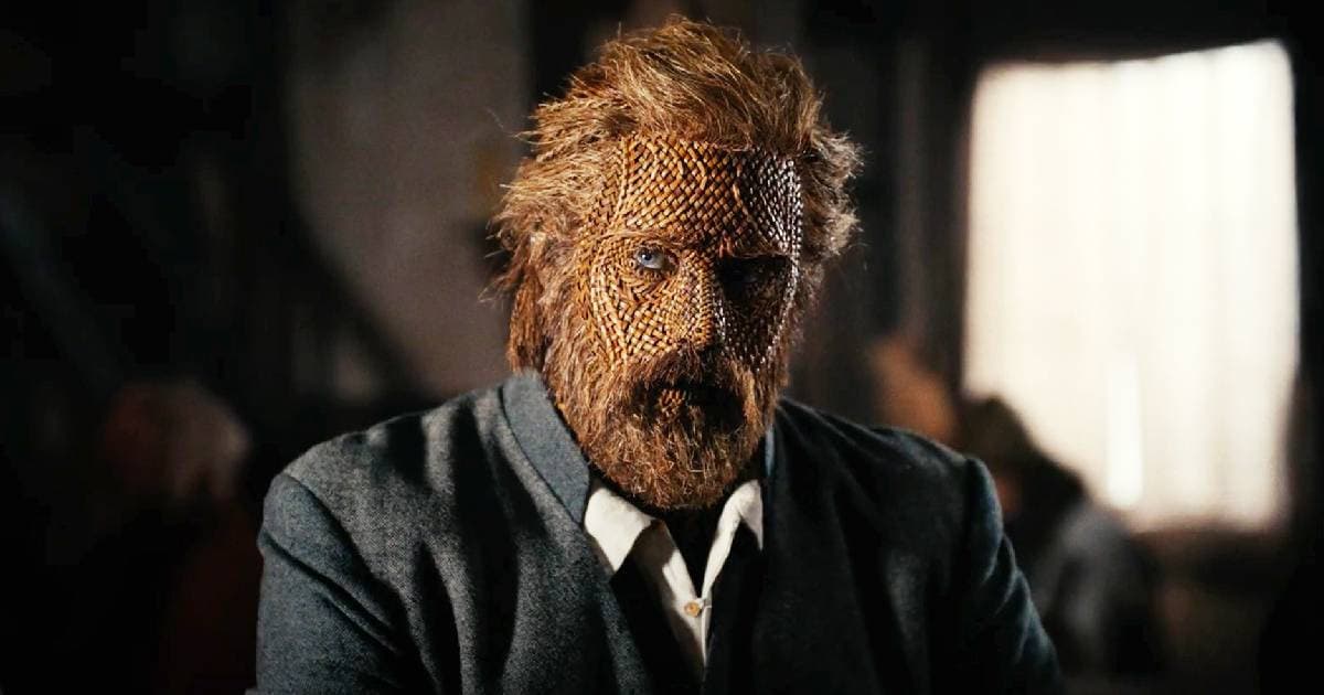 A Wicker teljesen elszállt előzetesében egy szexi, fonott férj a falu legjobb szeretője