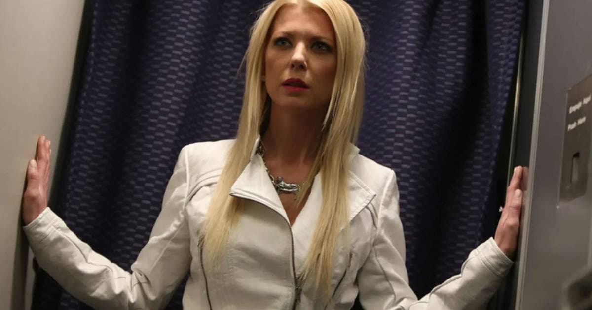 A szépségmániának megy neki Tara Reid új gótikus horrorfilmje